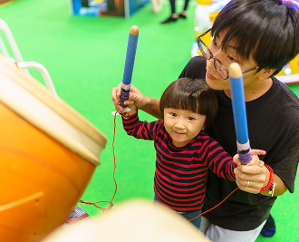 店内の遊具はすべて遊び放題